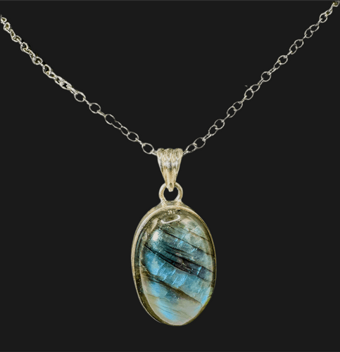 Labradorite pendant - jewelry - Jimi Fortune Jewelry services